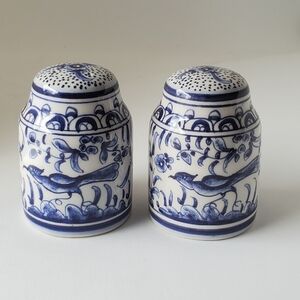Vtg Ceramica de Conimbriga Portugal Blue White Handpainted Salt & Pepper Shakers